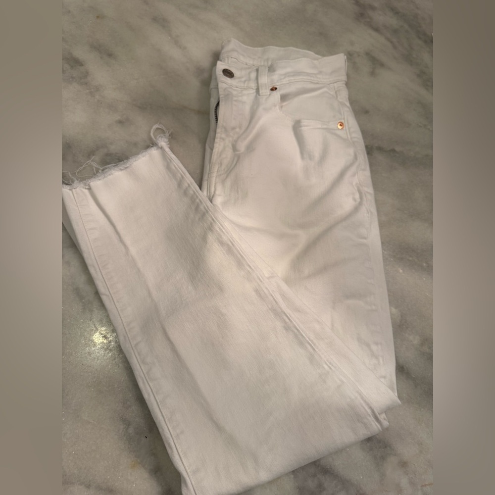 GAP White girlfriend mid rise jeans - Picture 4 of 5
